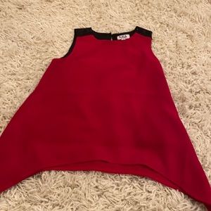 Size Medium crimson color and the back part black sparkly